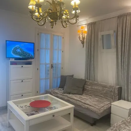 Rest Nueva Andalucia, Puerto Banus Apartment Marbella