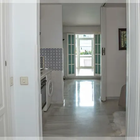 Rest Nueva Andalucia, Puerto Banus Apartment